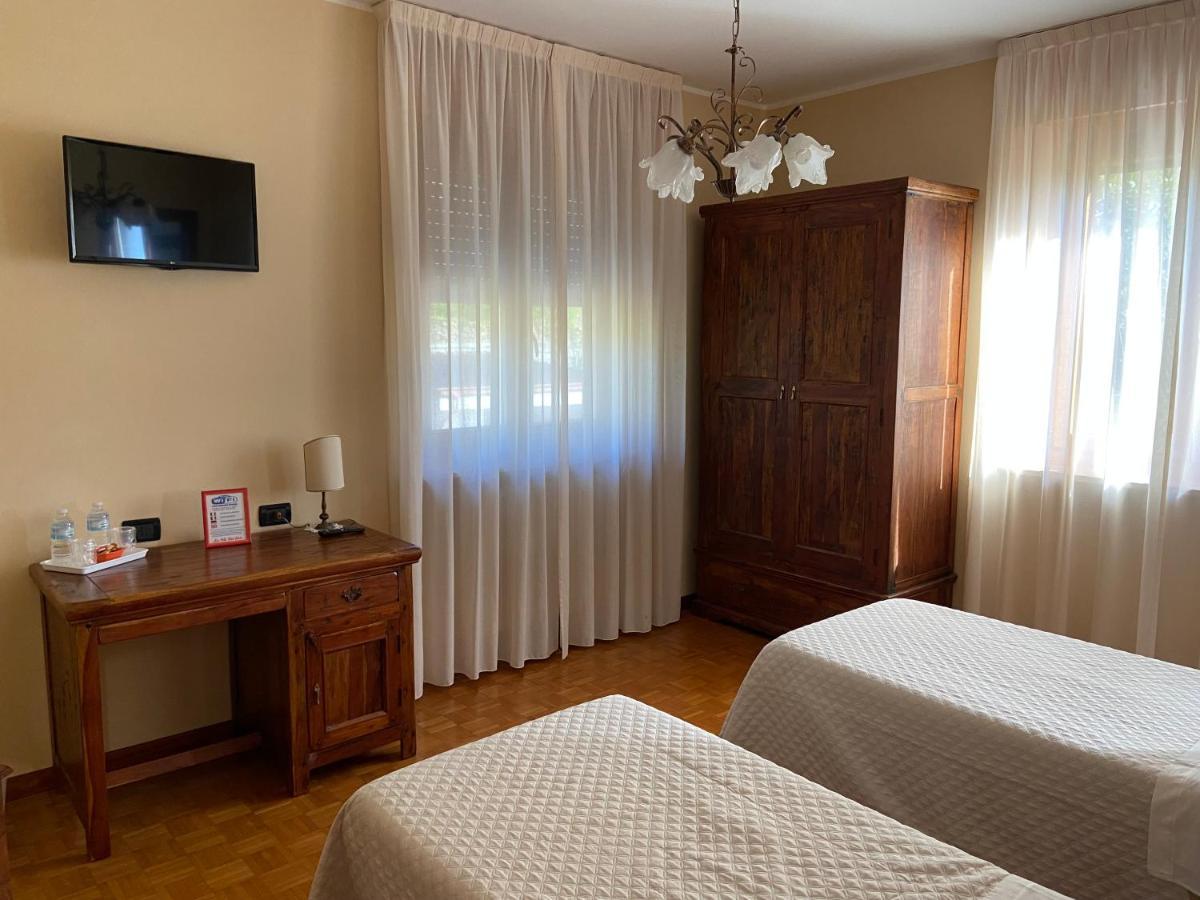 Bed and Breakfast La Via Del Sole Susa Exteriér fotografie