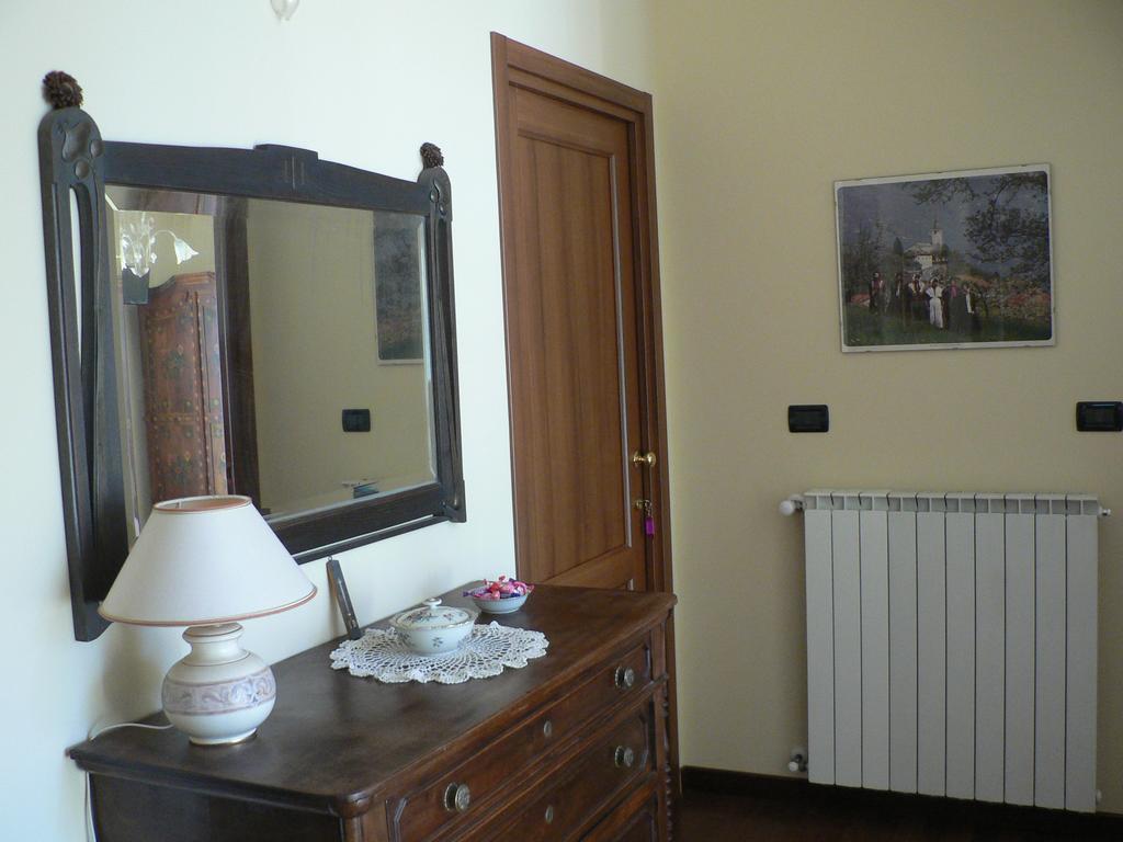 Bed and Breakfast La Via Del Sole Susa Exteriér fotografie